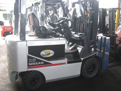 cho thue xe nang dien